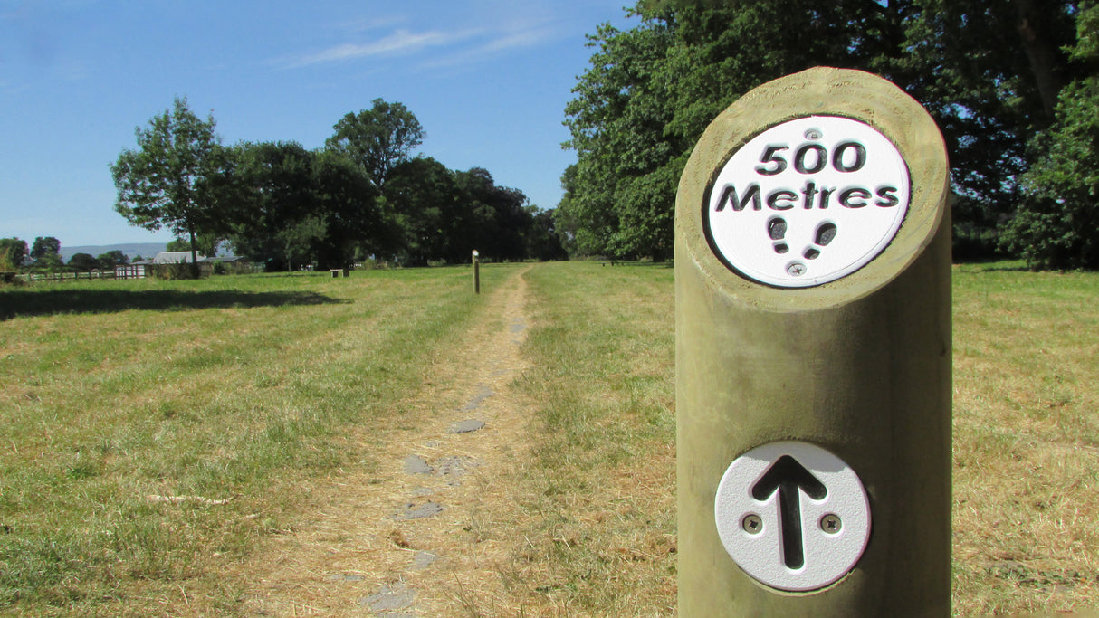 50m - 1600m Markers